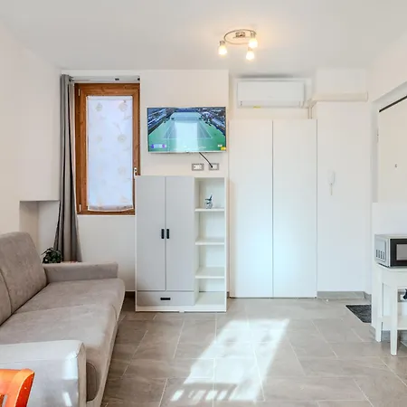 Dema-1 By Interhome Apartamento