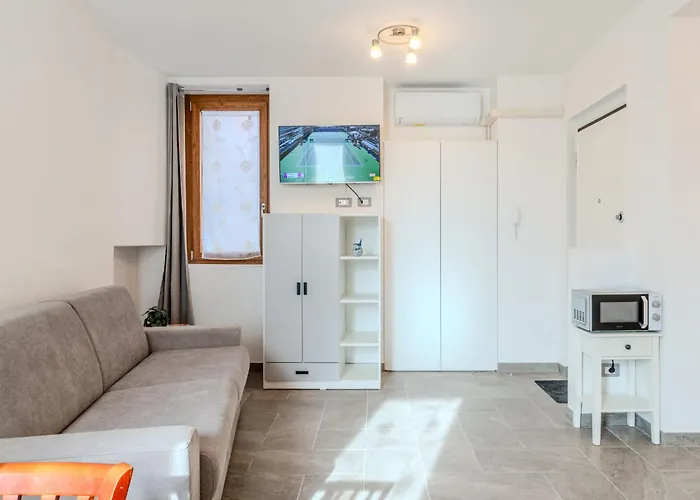Dema-1 By Interhome شقة